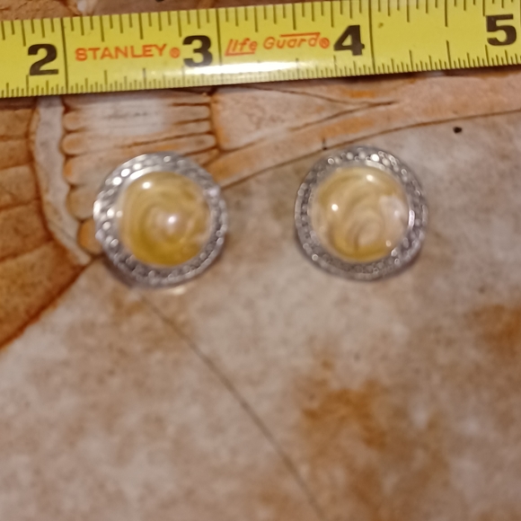 11 pairs of various earrings nine posts one hook two clip-ons - Picture 3 of 13